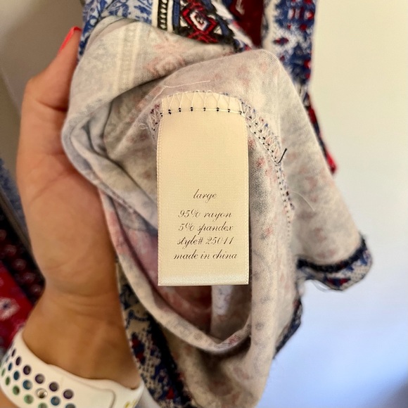 Francesca’s Paisley Boho Hippie Flared Leggings - Picture 6 of 6